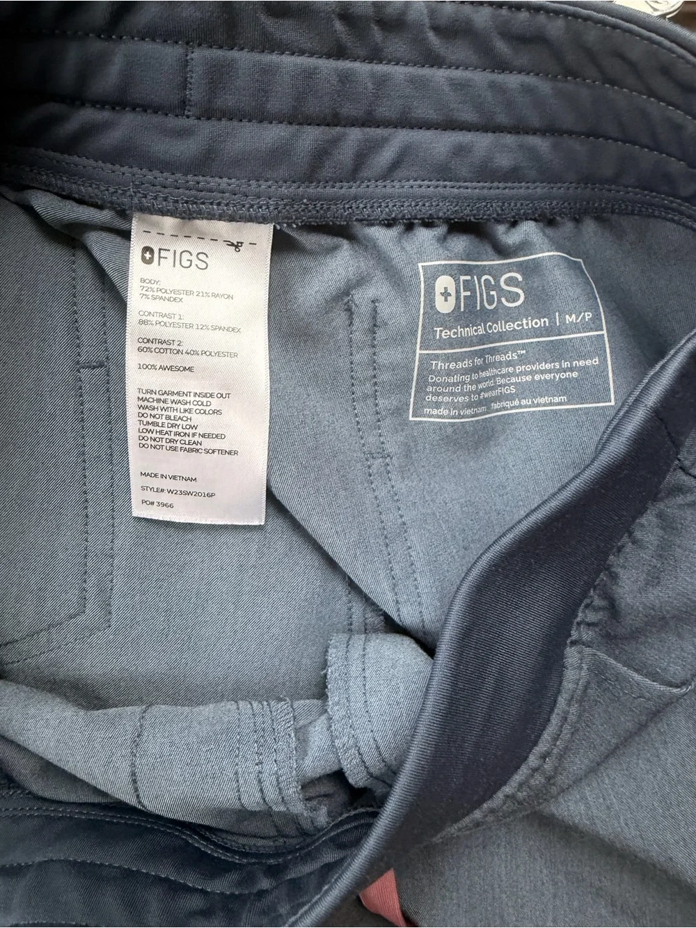 FIGS Technical Collection Women’s Dark Gray Jogger Pants with Pink Drawstring M
